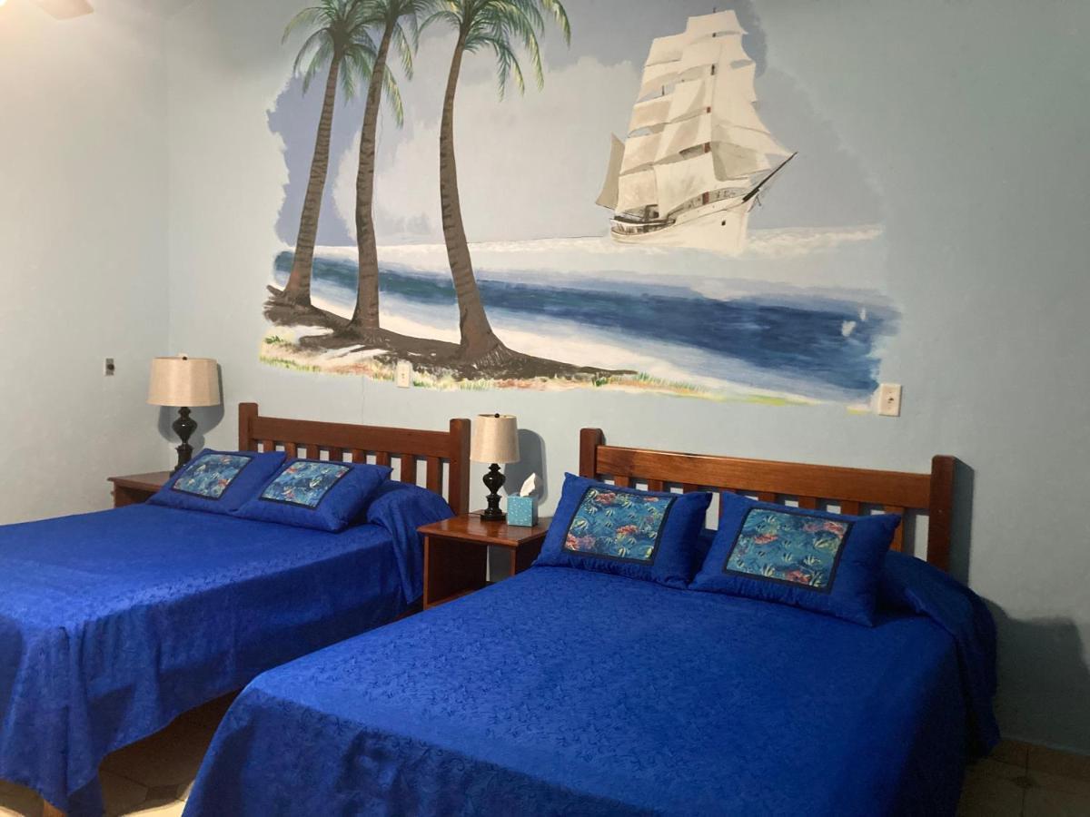 Las Lajas Beach Resort Bagian luar foto