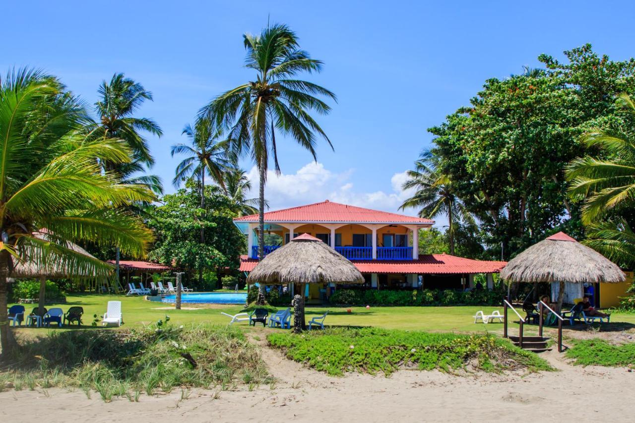 Las Lajas Beach Resort Bagian luar foto
