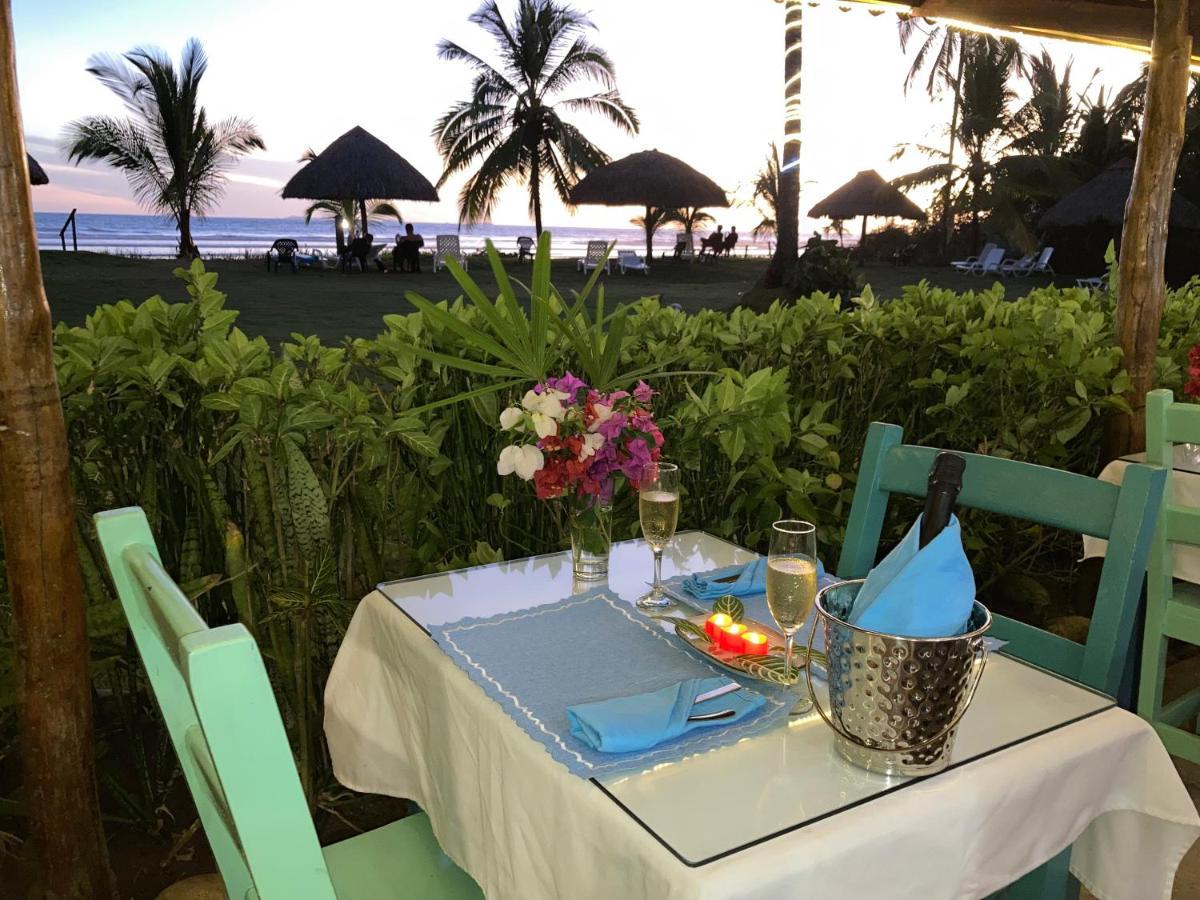 Las Lajas Beach Resort Bagian luar foto