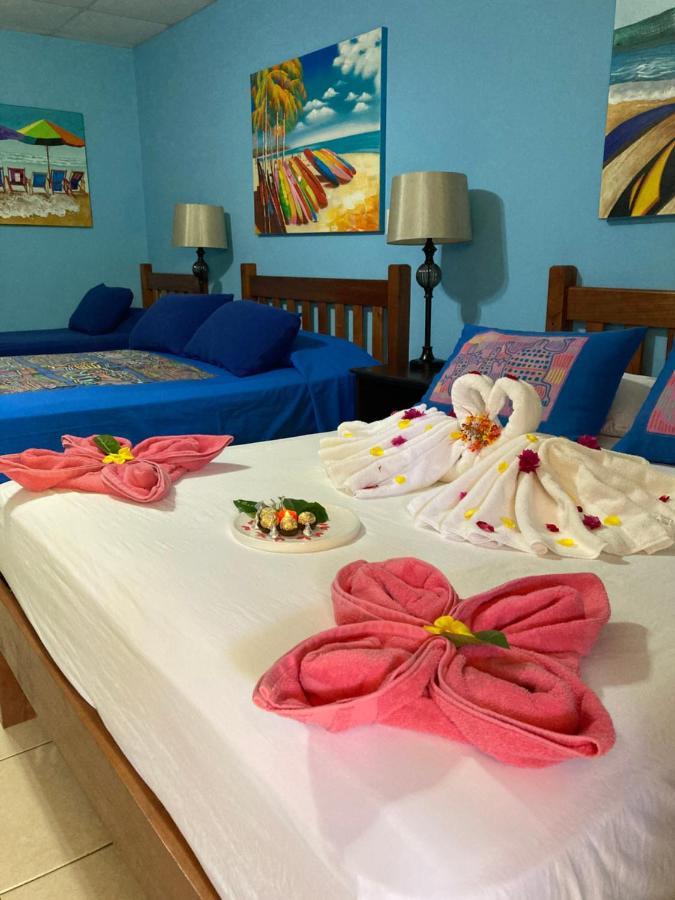 Las Lajas Beach Resort Bagian luar foto