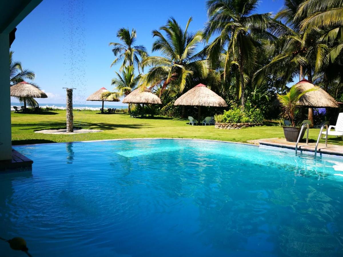 Las Lajas Beach Resort Bagian luar foto